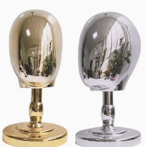 ชุดแสดงหัวแมนเนคินทองและเงินสีทอง